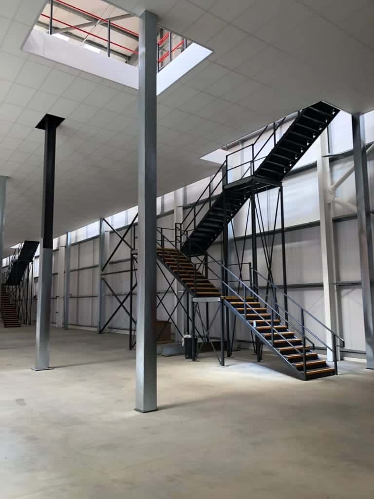 mezzanine floor with fire rating in warehouse