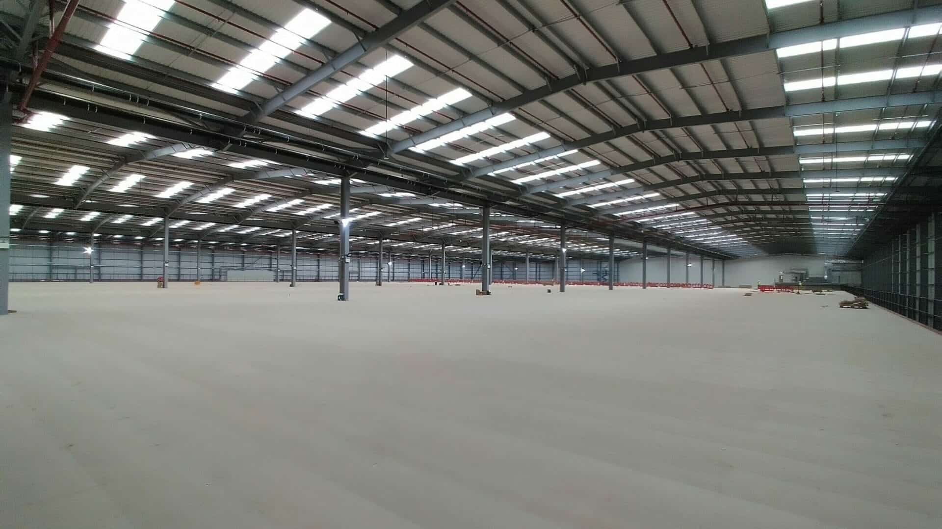 large mezzanine floor in warehouse
