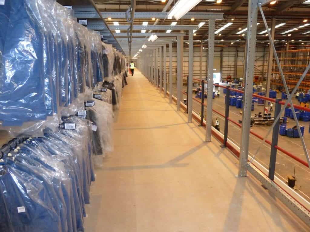 mezzanine floor for garment hanging automation