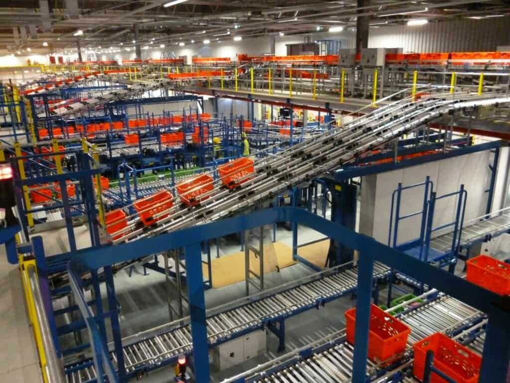 mezzanine floors with automation and conveyors