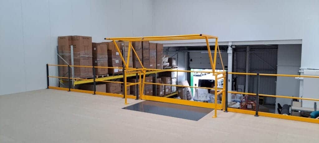 mezzanine pallet gate